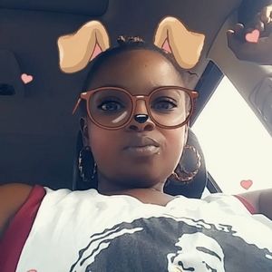 Meet your Posher, Dannisha